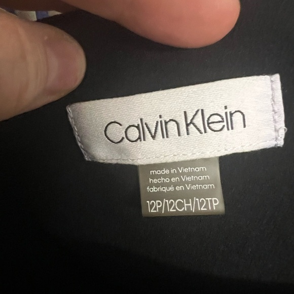 Calvin Klein Women's Sleeveless Solid Sheath with Velvet Detail size 12P - Picture 14 of 14